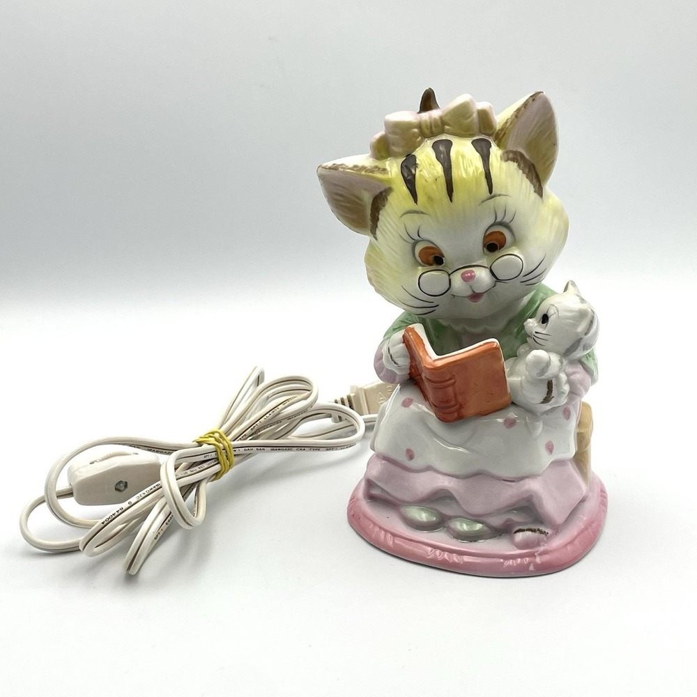 Vintage 1970s Price Taiwan Reading Cat Night Light Ceramic Lamp Tested